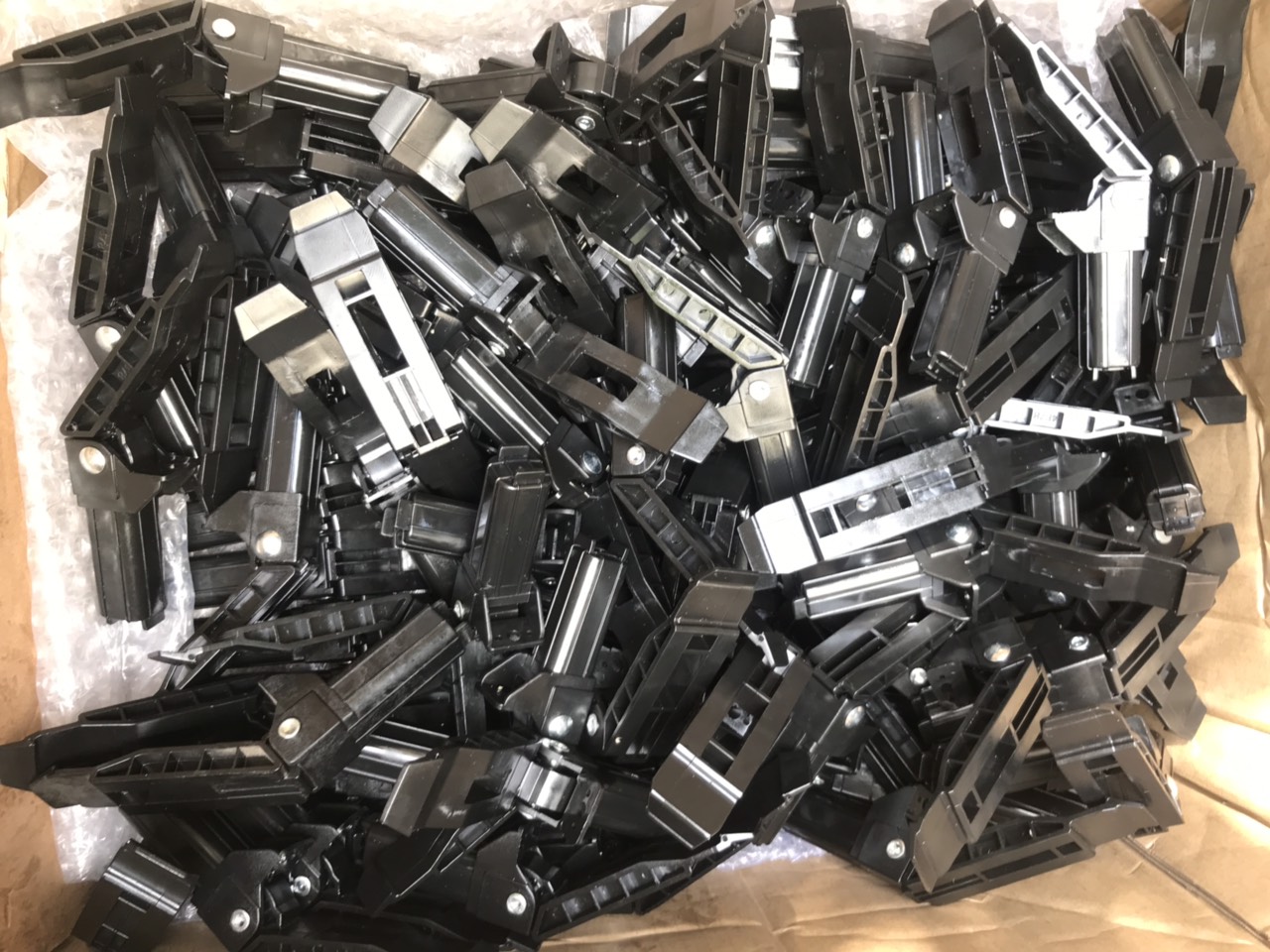 Huy Thuận phân phối bản lề máy in canon Tại HCM